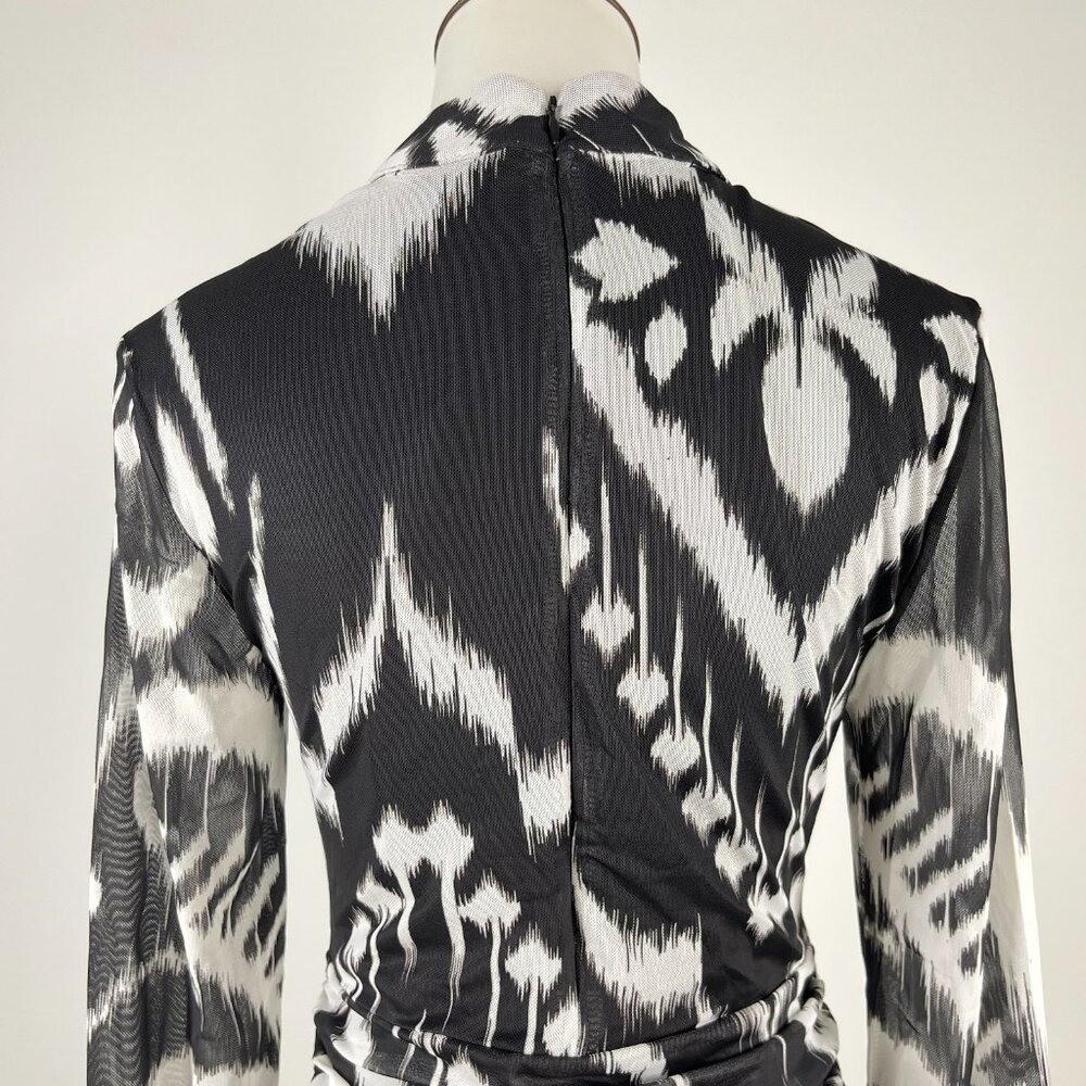 NWOT Farm Rio Pineapple Ikat Tulle Midi Dress Long Sleeves Size M Black White - Picture 7 of 13